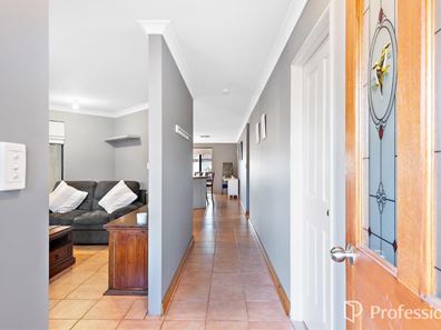 16 Keeden Court, Maddington WA 6109
