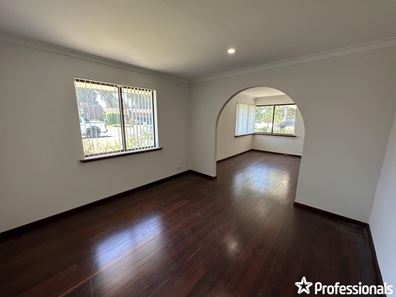 8 Princeton Court, Thornlie WA 6108