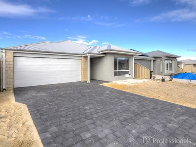 9 Dufferin Road, Two Rocks WA 6037