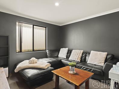 5 Dhufish Way, Two Rocks WA 6037