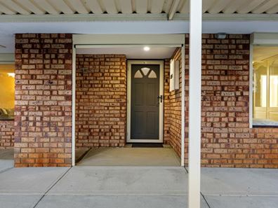 17 Torcross Street, Warnbro WA 6169