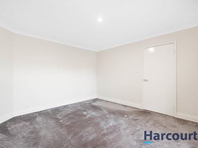 82 Errina Place, Alexander Heights WA 6064