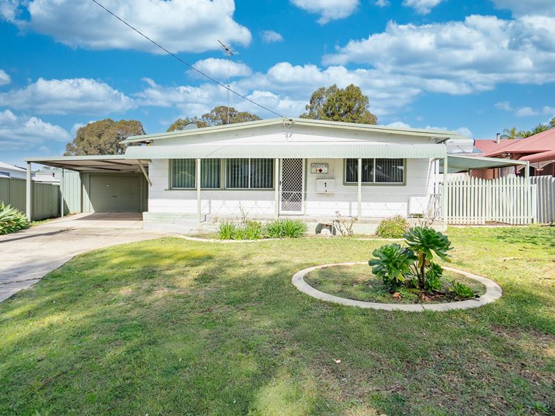 1 Karrul Way, Greenfields WA 6210