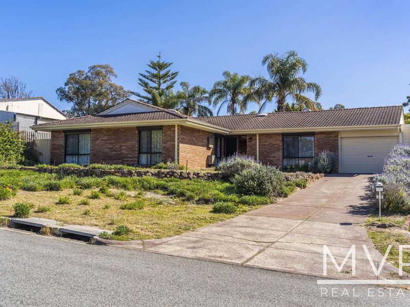 28 Moore Gardens, Kardinya