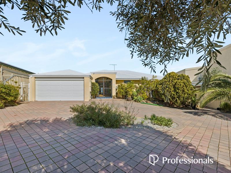 39 Bacchante Circle, Ocean Reef WA 6027