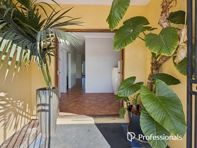 39 Bacchante Circle, Ocean Reef WA 6027