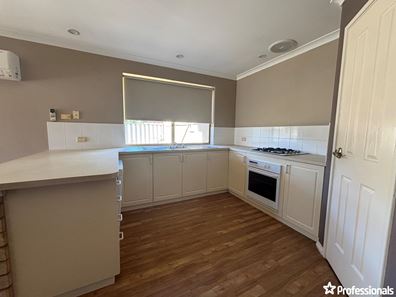 13 Reg Percy Street, Mount Tarcoola WA 6530