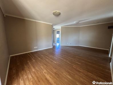 13 Reg Percy Street, Mount Tarcoola WA 6530