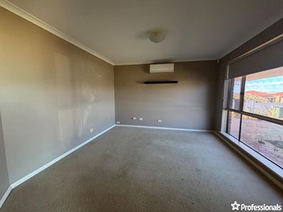 13 Reg Percy Street, Mount Tarcoola WA 6530