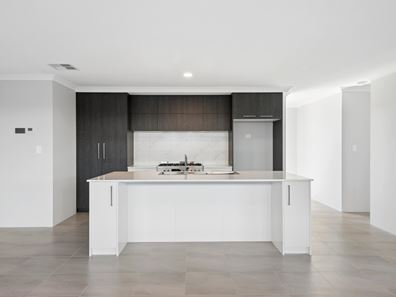 18 Astoria Boulevard, Hilbert WA 6112
