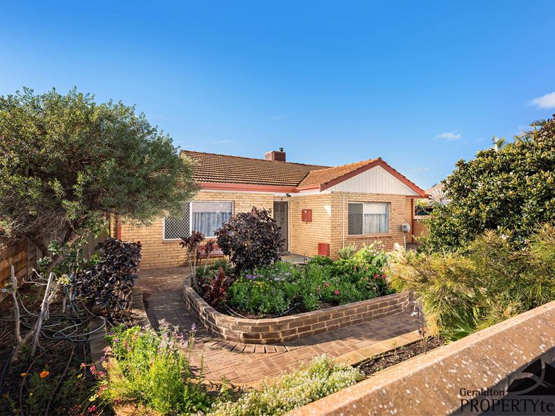 205 First Street, Wonthella