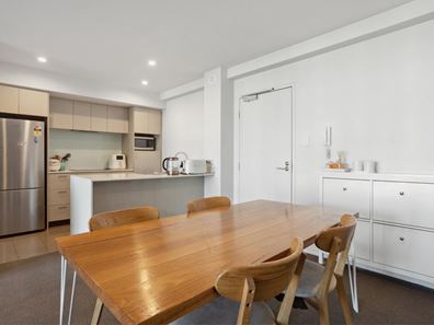 116/1 Rowe Avenue, Rivervale WA 6103