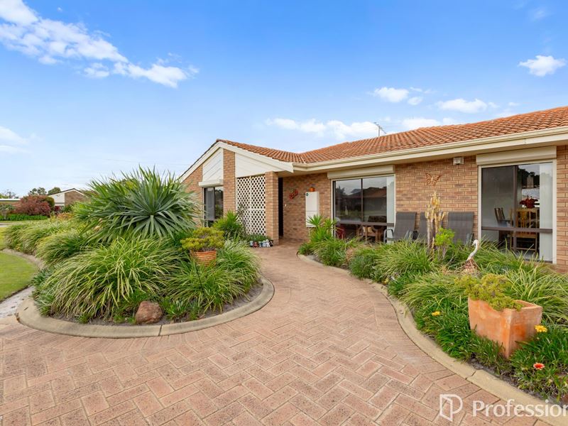 6 Canterbury Drive, Willetton WA 6155