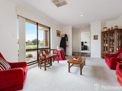 6 Canterbury Drive, Willetton WA 6155