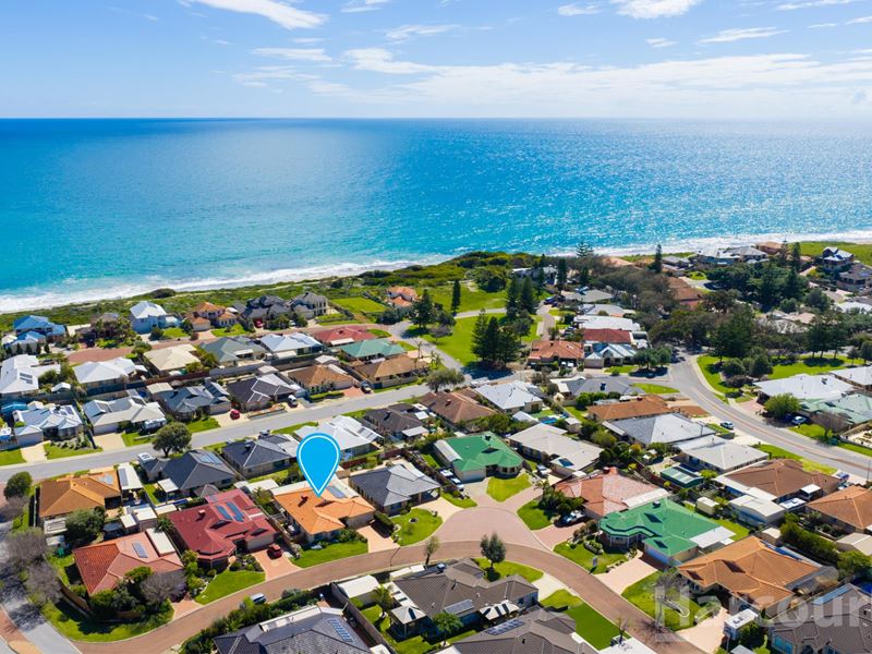 6 Malibu Point, Halls Head WA 6210