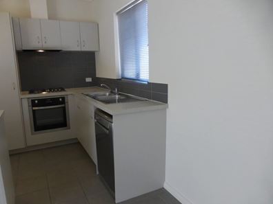 U 8/26 Churchill Green, Canning Vale WA 6155