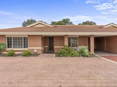 2/52 Winchester Place, Ballajura WA 6066