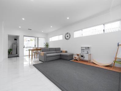 36 Sudlow Street, Embleton WA 6062