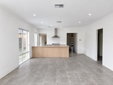 3 Mariala Way, Wandi WA 6167