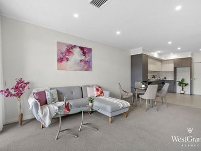 47/60 Flourish Loop, Atwell WA 6164