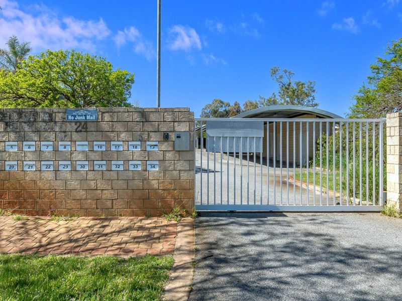 31/24 Morrit Way , Parmelia WA 6167