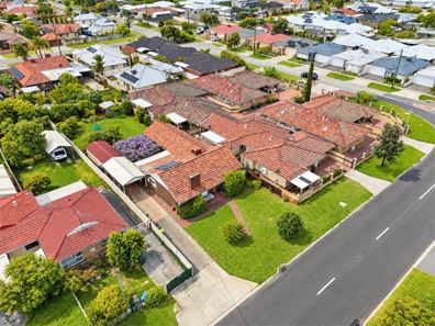 122 Renou Street, East Cannington WA 6107
