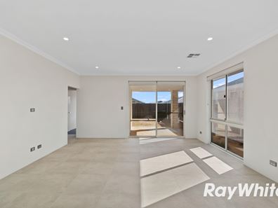 14 Ballota Way, Madora Bay WA 6210