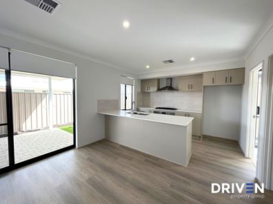 54 Magnificent Drive, Mandogalup WA 6167