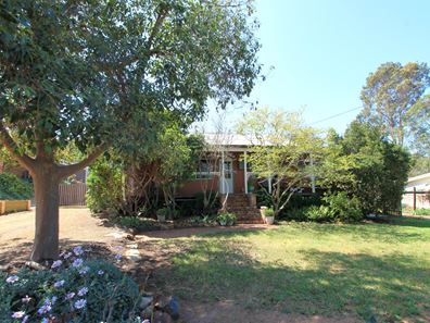 16 Wilson Street, Toodyay WA 6566