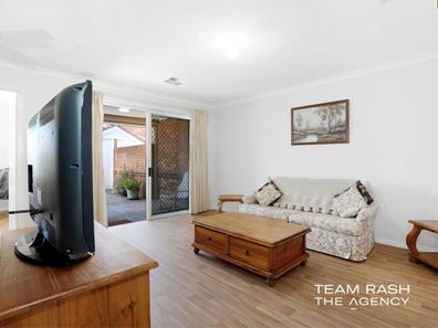 9/6 Fragrant Gardens, Mirrabooka WA 6061