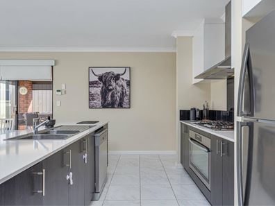 5 Karralea Way, Pearsall WA 6065