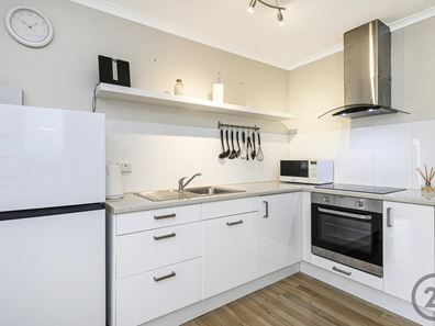 16/98 Mandurah Terrace, Mandurah WA 6210