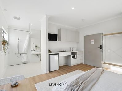 Room/3  7 Strength Crescent, Mandogalup WA 6167