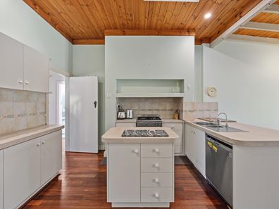 10 Bessell Avenue, Como WA 6152