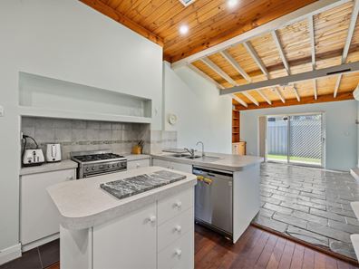 10 Bessell Avenue, Como WA 6152