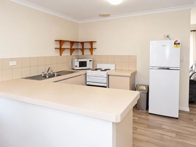 3/37 Sylvester Street, Coolgardie WA 6429