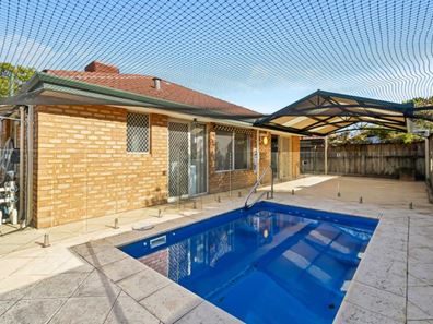 24 Daintree Loop, Ellenbrook WA 6069
