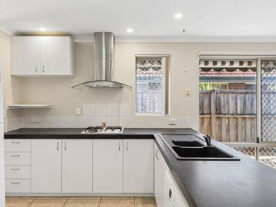 24 Daintree Loop, Ellenbrook WA 6069