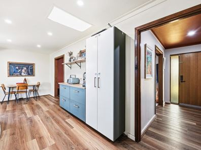 8 Tangaroa Close, Cooloongup WA 6168