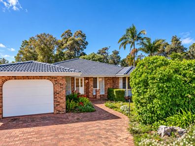 104 Lucy Victoria Avenue, Australind WA 6233