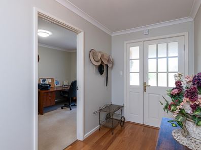 104 Lucy Victoria Avenue, Australind WA 6233