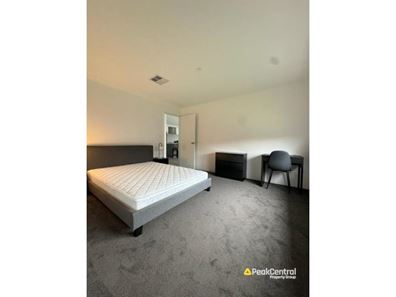 29 Williamstown Drive - Master Bedroom, Baldivis WA 6171