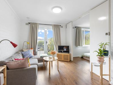 35/17 The Avenue, Crawley WA 6009