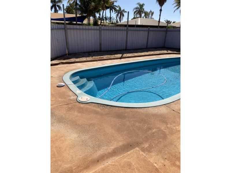 2 Farwig Court, Millars Well WA 6714