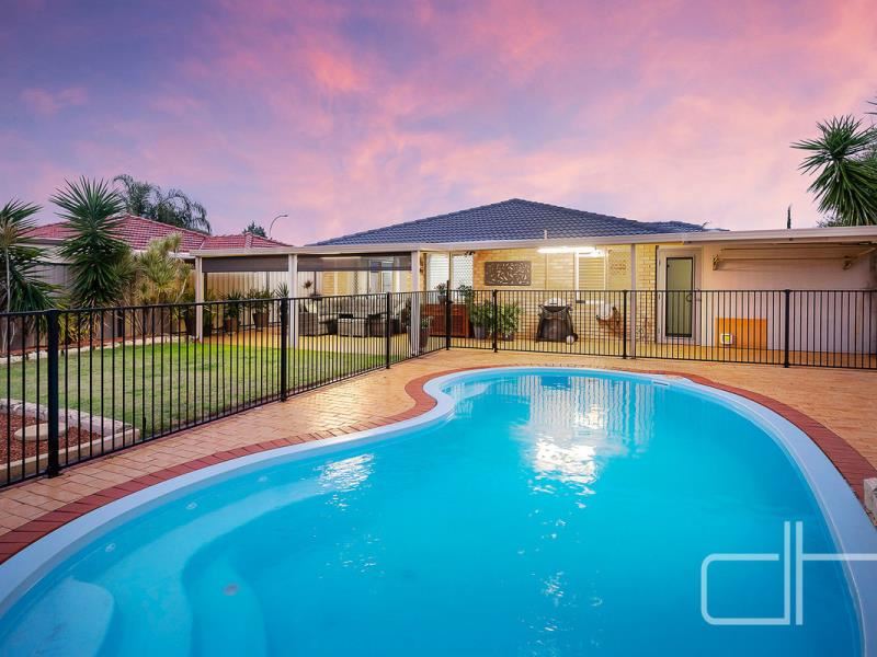 7 Beadon Close, Ballajura WA 6066