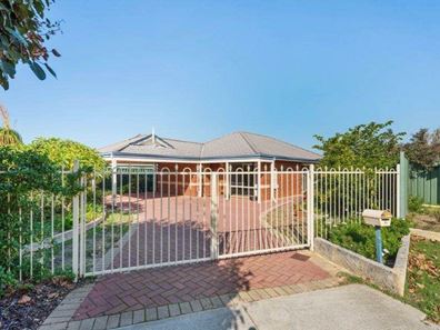 8 Mirrett Court, Kenwick WA 6107