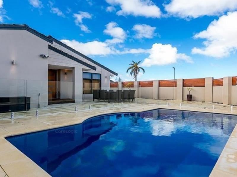 2 Davit Place, Ocean Reef WA 6027