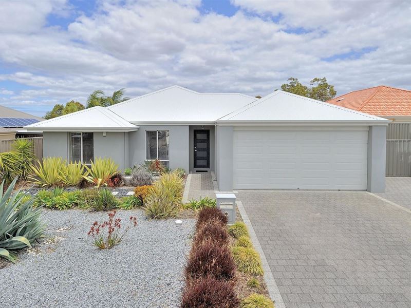 4 Cantata Avenue, Bullsbrook WA 6084