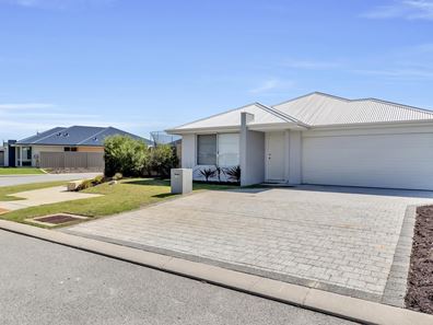 29 Majorelle Way, Karnup WA 6176