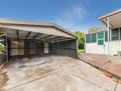 69 Nanovich Avenue, Girrawheen WA 6064